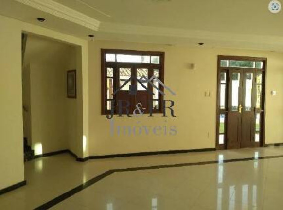 Imagem Casa com 6 Quartos à Venda, 380 m² em Itapuã - Salvador Imagem Casa com 6 Quartos à Venda, 380 m² em Itapuã - Salvador