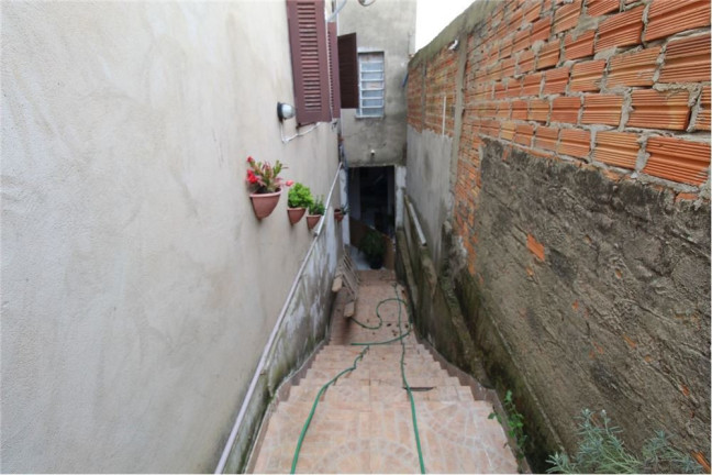 Imagem Casa com 2 Quartos à Venda, em Mário Quintana - Porto Alegre Imagem Casa com 2 Quartos à Venda, em Mário Quintana - Porto Alegre