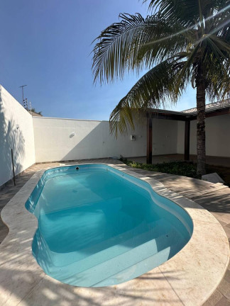 Imagem Casa com 3 Quartos à Venda, 360 m² em Santa Cruz - Cuiabá Imagem Casa com 3 Quartos à Venda, 360 m² em Santa Cruz - Cuiabá