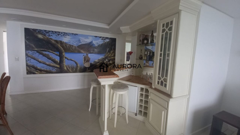 Imagem Apartamento com 3 Quartos à Venda, 194 m² em Centro - Balneário Camboriú Imagem Apartamento com 3 Quartos à Venda, 194 m² em Centro - Balneário Camboriú