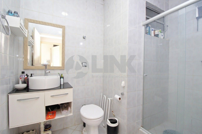 Imagem Apartamento com 2 Quartos à Venda, 66 m² em Moinhos De Vento - Porto Alegre