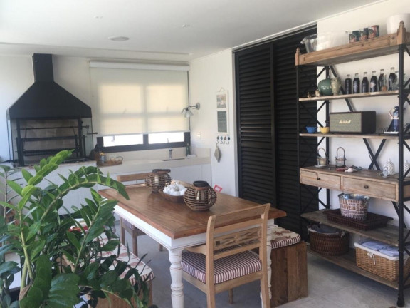 Apartamento com 4 Quartos à Venda, 240 m² em Moema - São Paulo