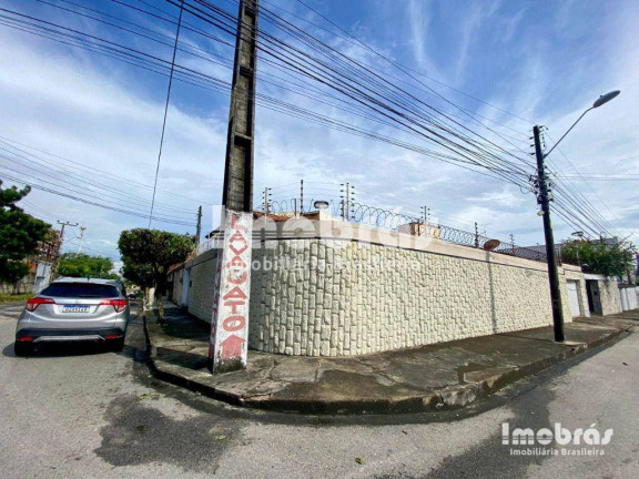 Imagem Casa com 3 Quartos à Venda, 280 m² em Parque Manibura - Fortaleza Imagem Casa com 3 Quartos à Venda, 280 m² em Parque Manibura - Fortaleza
