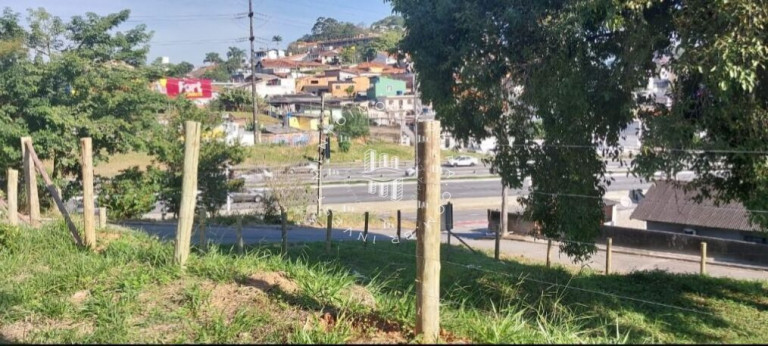 Imagem Terreno à Venda, 2.900 m² em Coqueiros - Florianópolis Imagem Terreno à Venda, 2.900 m² em Coqueiros - Florianópolis