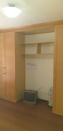 Imagem Casa com 5 Quartos à Venda,  em Guarulhos