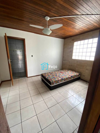 Imagem Casa com 3 Quartos à Venda, 180 m² em Restinga - Porto Alegre Imagem Casa com 3 Quartos à Venda, 180 m² em Restinga - Porto Alegre