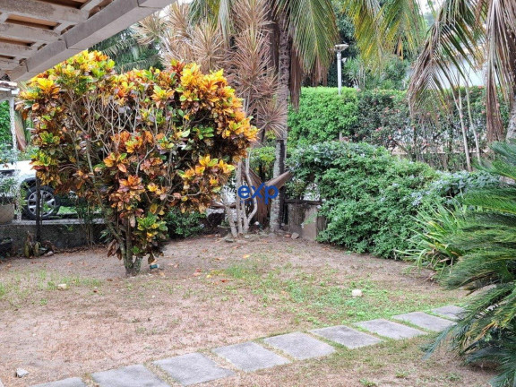 Imagem Casa com 3 Quartos à Venda, 183 m² em Estrada Do Bosque - Rio Das Ostras
