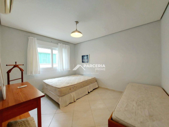 Imagem Casa com 6 Quartos à Venda, 453 m² em Riviera Módulo 3 - Bertioga Imagem Casa com 6 Quartos à Venda, 453 m² em Riviera Módulo 3 - Bertioga