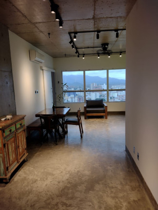 Apartamento com 1 Quarto à Venda, 74 m² em Embaré - Santos