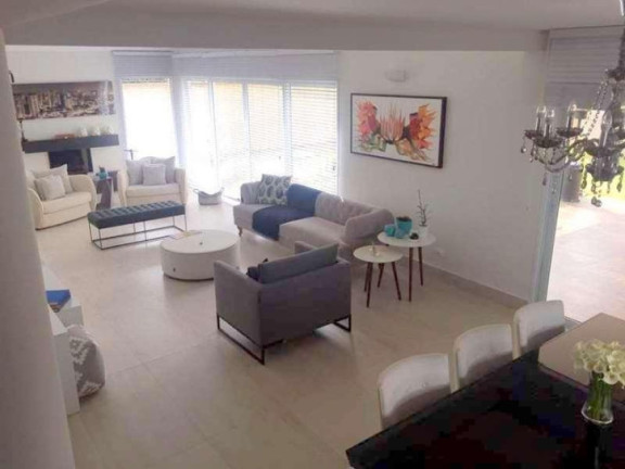 Imagem Casa com 4 Quartos à Venda, 282 m² em Granja Viana - Cotia Imagem Casa com 4 Quartos à Venda, 282 m² em Granja Viana - Cotia