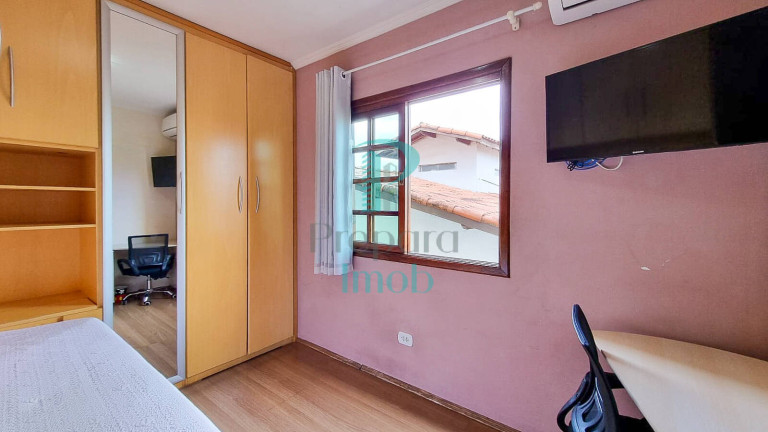 Imagem Sobrado com 3 Quartos à Venda, 243 m² em Umuarama - Osasco Imagem Sobrado com 3 Quartos à Venda, 243 m² em Umuarama - Osasco