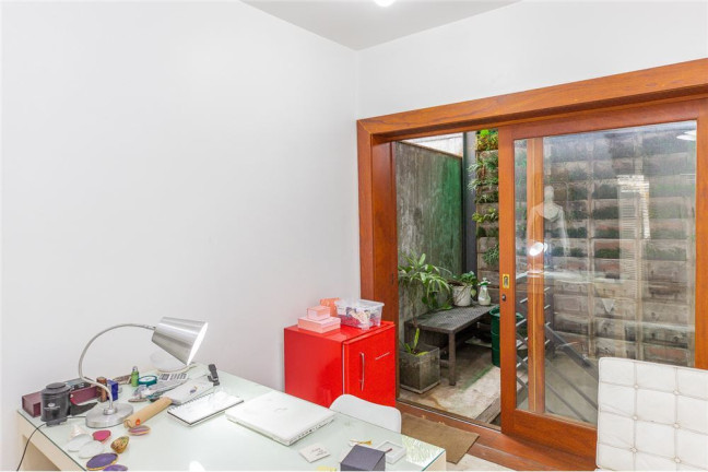 Imagem Casa com 3 Quartos à Venda, 150 m² em Jardim Paulista - São Paulo Imagem Casa com 3 Quartos à Venda, 150 m² em Jardim Paulista - São Paulo