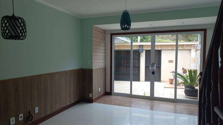 Imagem Casa com 2 Quartos à Venda, em Córrego D'antas - Nova Friburgo Imagem Casa com 2 Quartos à Venda, em Córrego D'antas - Nova Friburgo