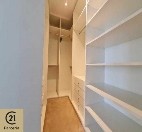 Imagem Apartamento com 3 Quartos para Alugar, 18.100 m² em Moema - São Paulo Imagem Apartamento com 3 Quartos para Alugar, 18.100 m² em Moema - São Paulo
