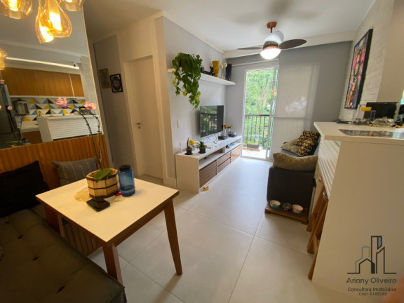 Imagem Apartamento com 2 Quartos à Venda, 55 m² em Camorim - Rio De Janeiro