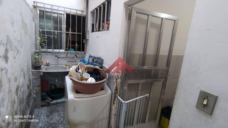 Imagem Casa com 3 Quartos à Venda, 360 m² em Tribobó - São Gonçalo Imagem Casa com 3 Quartos à Venda, 360 m² em Tribobó - São Gonçalo