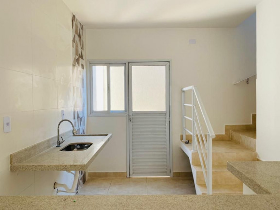 Imagem Sobrado com 2 Quartos à Venda, 57 m² em Maracanã - Praia Grande Imagem Sobrado com 2 Quartos à Venda, 57 m² em Maracanã - Praia Grande