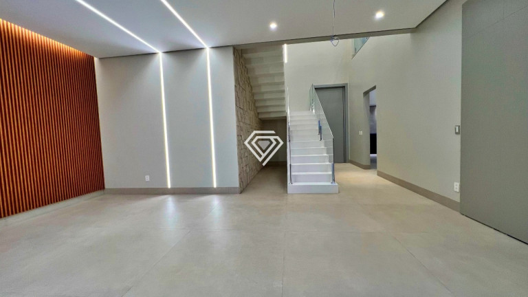 Imagem Imóvel com 4 Quartos à Venda, 382 m² em Plano Diretor Sul - Palmas Imagem Imóvel com 4 Quartos à Venda, 382 m² em Plano Diretor Sul - Palmas