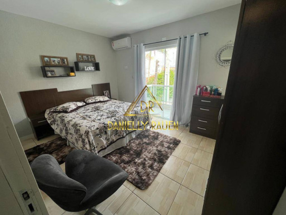 Imagem Casa com 3 Quartos à Venda, em Penha Imagem Casa com 3 Quartos à Venda, em Penha