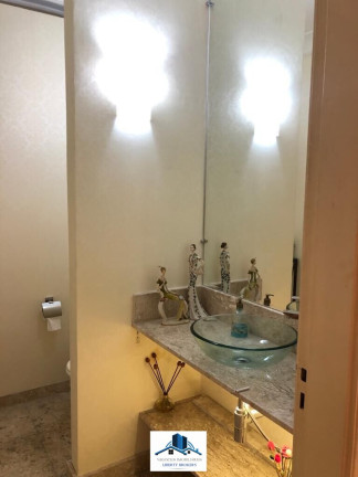 Imagem Apartamento com 4 Quartos à Venda, 382 m²