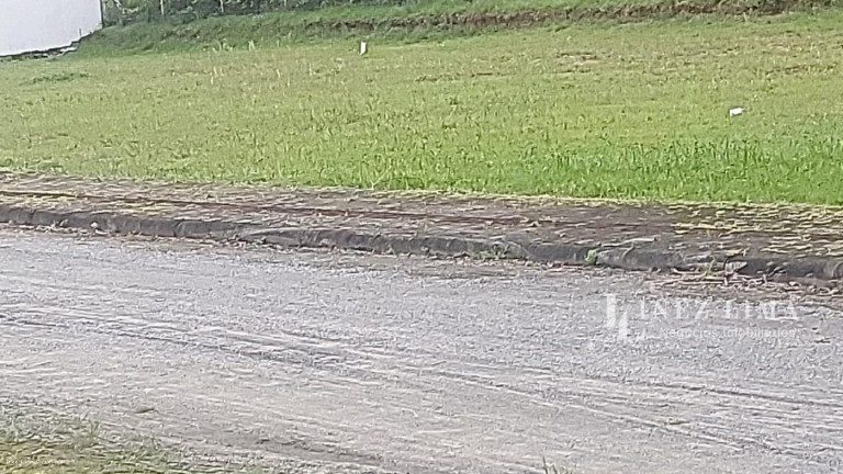 Imagem Terreno à Venda, 300 m² em Sertão Do Trombudo - Itapema Imagem Terreno à Venda, 300 m² em Sertão Do Trombudo - Itapema