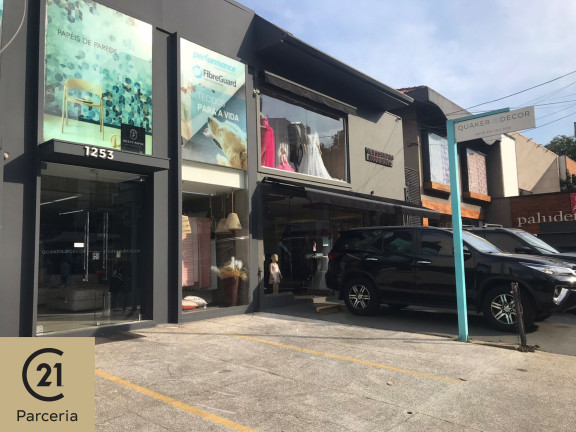 Imagem Sobrado com 5 Quartos para Alugar, 500 m² em Moema - São Paulo Imagem Sobrado com 5 Quartos para Alugar, 500 m² em Moema - São Paulo