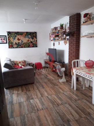 Imagem Casa com 3 Quartos à Venda, 150 m² em Vila Nivi - São Paulo Imagem Casa com 3 Quartos à Venda, 150 m² em Vila Nivi - São Paulo