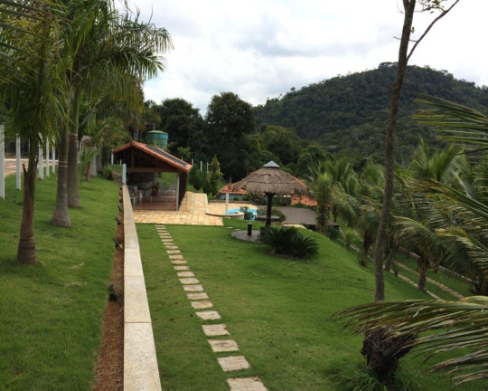 Imagem Imóvel com 2 Quartos à Venda, 5.500 m² em Graminha - Juiz De Fora