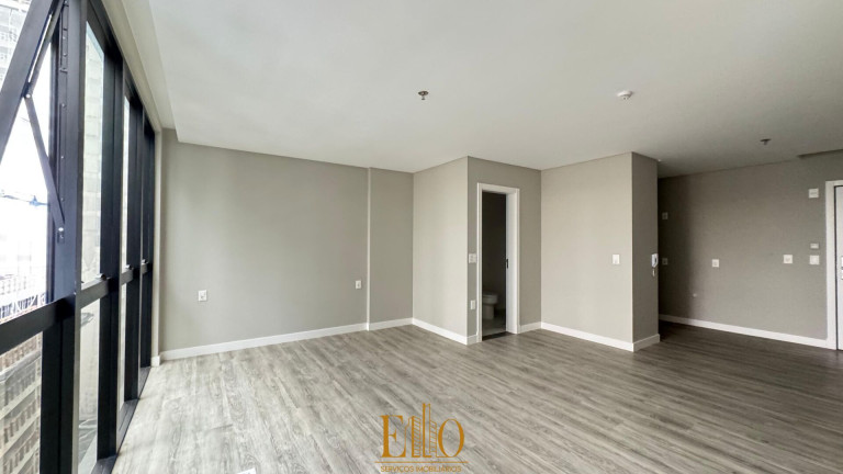Imagem Flat com 1 Quarto à Venda, 40 m² em Meia Praia - Itapema Imagem Flat com 1 Quarto à Venda, 40 m² em Meia Praia - Itapema
