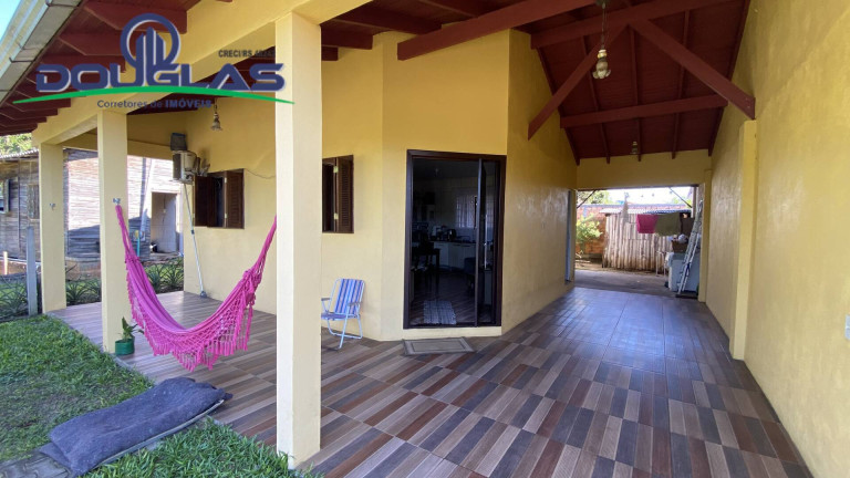 Imagem Casa com 2 Quartos à Venda, 453 m² em Viamão Imagem Casa com 2 Quartos à Venda, 453 m² em Viamão