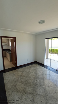 Imagem Casa com 4 Quartos à Venda, 350 m² em Buraquinho - Lauro De Freitas