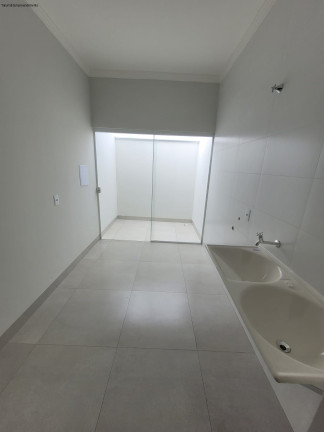 Imagem Imóvel com 4 Quartos à Venda, em Sinop - Sinop Imagem Imóvel com 4 Quartos à Venda, em Sinop - Sinop