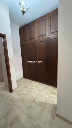Imagem Casa com 3 Quartos à Venda, 360 m² Imagem Casa com 3 Quartos à Venda, 360 m²