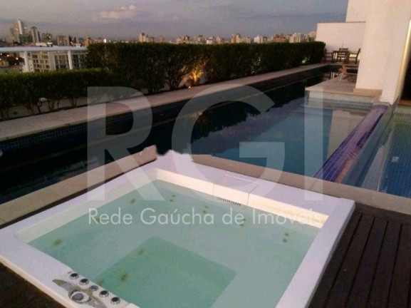 Imagem Apartamento com 1 Quarto à Venda, 50 m² em Centro Histórico - Porto Alegre Imagem Apartamento com 1 Quarto à Venda, 50 m² em Centro Histórico - Porto Alegre