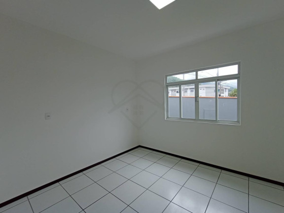 Imagem Casa com 3 Quartos à Venda, 375 m² Imagem Casa com 3 Quartos à Venda, 375 m²