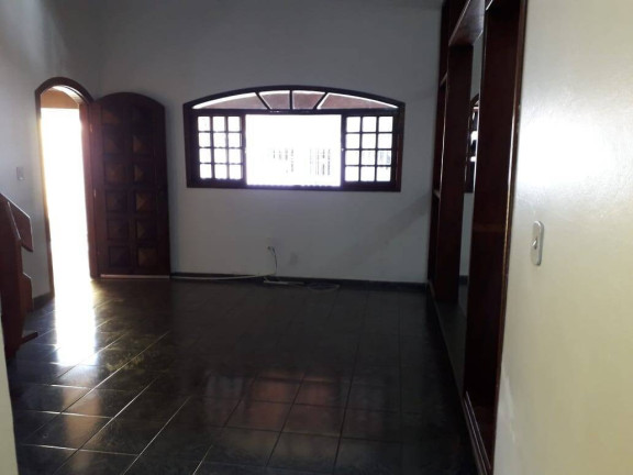 Imagem Sobrado com 4 Quartos à Venda, 234 m² em Caputera - Caraguatatuba Imagem Sobrado com 4 Quartos à Venda, 234 m² em Caputera - Caraguatatuba