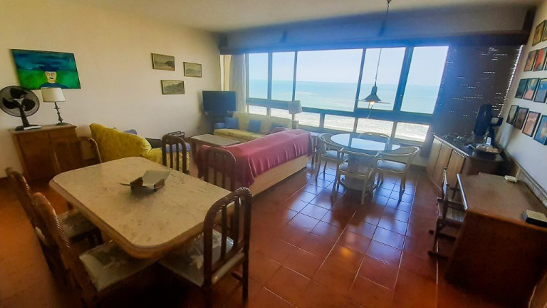 Imagem Apartamento com 3 Quartos à Venda ou Locação, 185 m² em Pitangueiras - Guarujá Imagem Apartamento com 3 Quartos à Venda ou Locação, 185 m² em Pitangueiras - Guarujá
