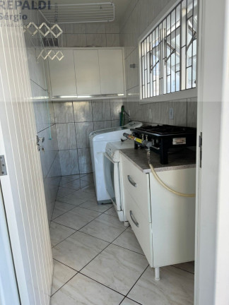 Imagem Casa com 3 Quartos à Venda, em Centro - Criciúma Imagem Casa com 3 Quartos à Venda, em Centro - Criciúma