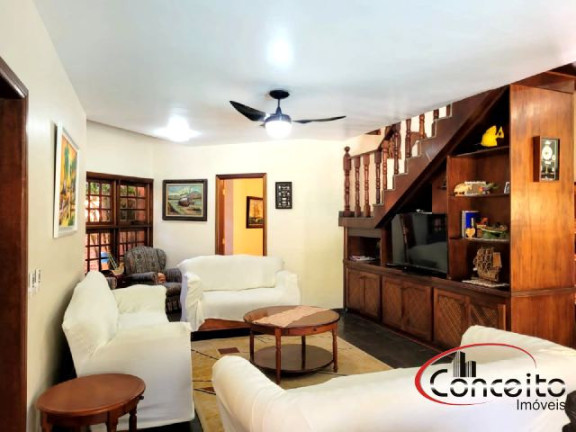 Imagem Casa com 6 Quartos à Venda, 286 m² em Itamambuca - Ubatuba Imagem Casa com 6 Quartos à Venda, 286 m² em Itamambuca - Ubatuba