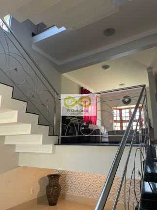 Imagem Casa com 3 Quartos à Venda, 293 m² em Jardim García - Campinas Imagem Casa com 3 Quartos à Venda, 293 m² em Jardim García - Campinas