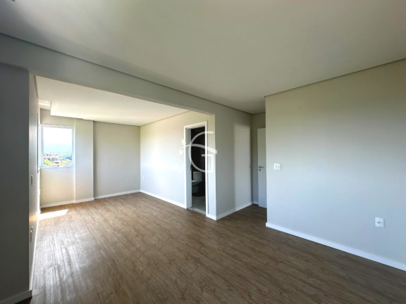 Imagem Imóvel com 3 Quartos à Venda, 185 m² em Costa E Silva - Joinville Imagem Imóvel com 3 Quartos à Venda, 185 m² em Costa E Silva - Joinville