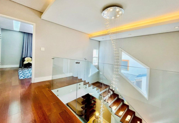 Imagem Casa com 4 Quartos à Venda, 350 m² em Jardim Das Colinas - São José Dos Campos