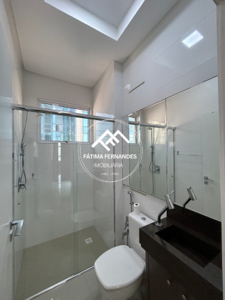 Imagem Apartamento com 3 Quartos à Venda, 131 m² em Meia Praia - Itapema Imagem Apartamento com 3 Quartos à Venda, 131 m² em Meia Praia - Itapema