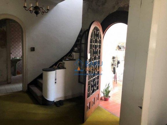 Imagem Casa com 5 Quartos à Venda, 320 m² em Pacaembu - São Paulo Imagem Casa com 5 Quartos à Venda, 320 m² em Pacaembu - São Paulo
