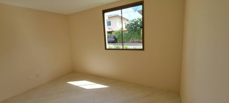 Imagem Casa com 4 Quartos para Alugar,  em Lauro De Freitas