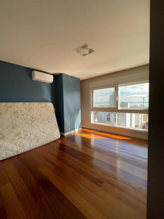 Imagem Casa com 3 Quartos à Venda, 284 m² em Agronômica - Florianópolis Imagem Casa com 3 Quartos à Venda, 284 m² em Agronômica - Florianópolis
