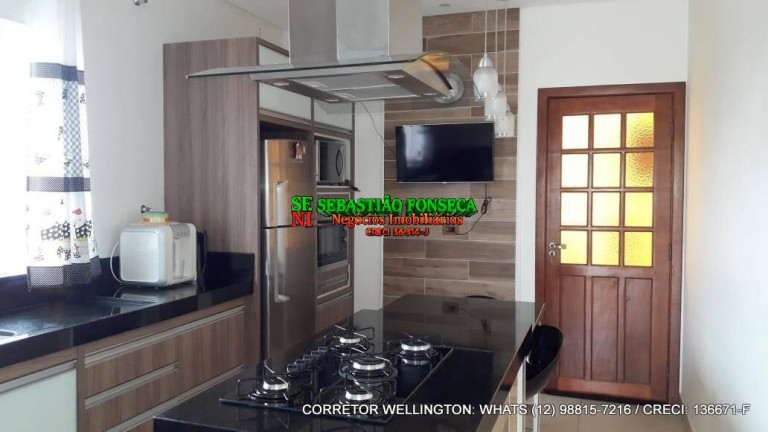 Imagem Casa de Condomínio com 3 Quartos à Venda, 334 m² em Condomínio Residencial Mantiqueira - São José Dos Campos Imagem Casa de Condomínio com 3 Quartos à Venda, 334 m² em Condomínio Residencial Mantiqueira - São José Dos Campos