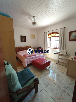 Imagem Casa com 5 Quartos à Venda, 200 m² em Perocao - Guarapari Imagem Casa com 5 Quartos à Venda, 200 m² em Perocao - Guarapari
