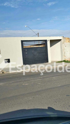 Imagem Casa com 2 Quartos à Venda, 100 m² em Jardim Danúbio - Agudos Imagem Casa com 2 Quartos à Venda, 100 m² em Jardim Danúbio - Agudos