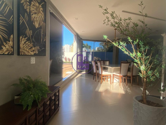 Imagem Sobrado com 3 Quartos à Venda, 614 m² em Quebec - Londrina Imagem Sobrado com 3 Quartos à Venda, 614 m² em Quebec - Londrina
